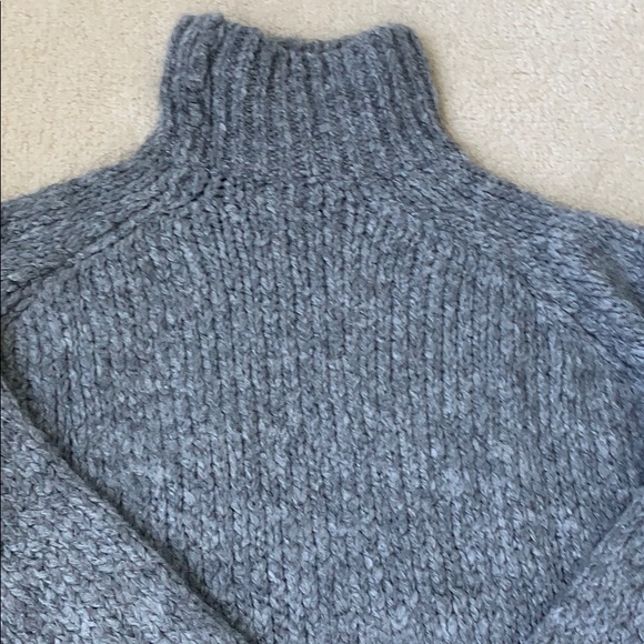 Turtle neck Zara Sweater - Picture 7 of 8